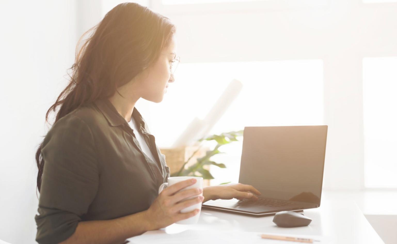 Студенты изучают контент-маркетинг в современной аудитории